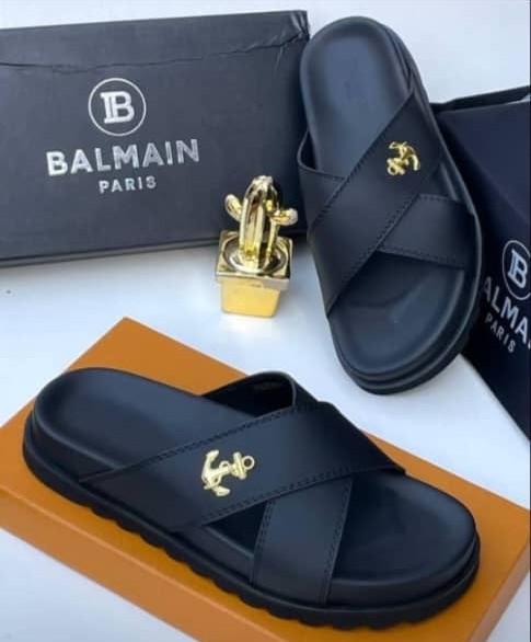 kingvic033's tweet photo. πβ¨ Elevate Your Style with Handmade Shoes! β¨π
Looking for something unique? Our handcrafted shoes are made with love and designed to keep you comfy while turning heads. πΏπ
SEND A DM
#footwears #handmade https://t.co/k8bZN96fzt