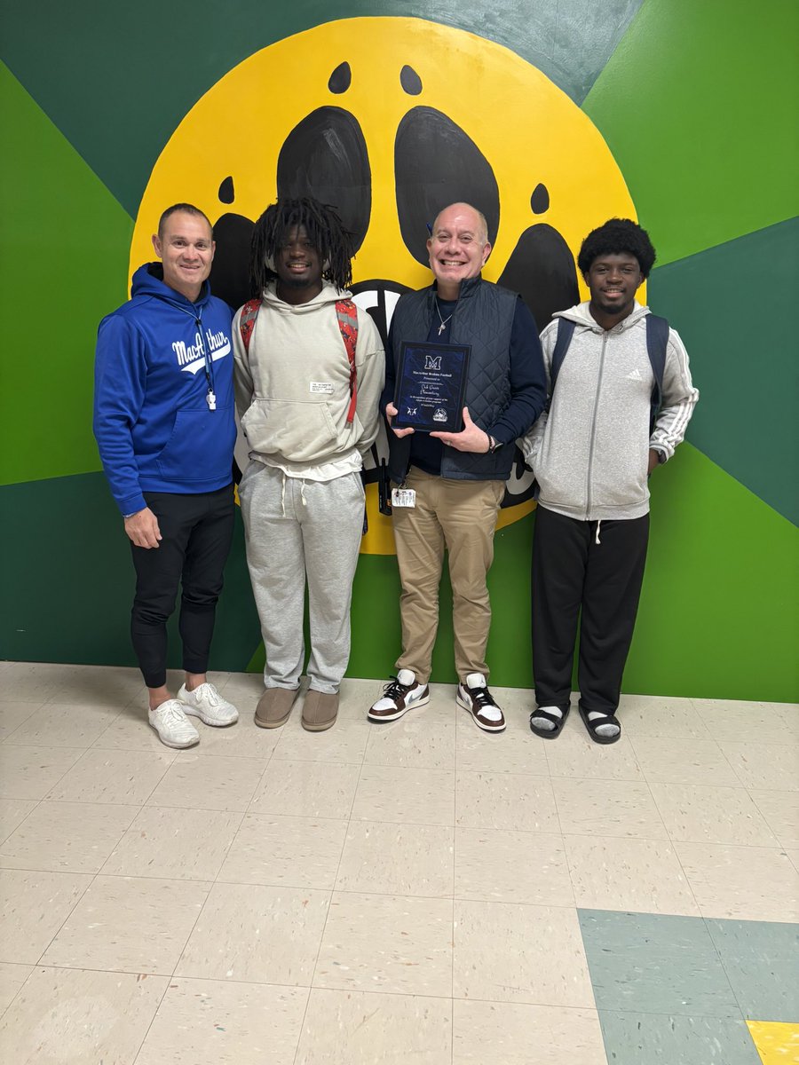 MAC STRENGTH tweet media