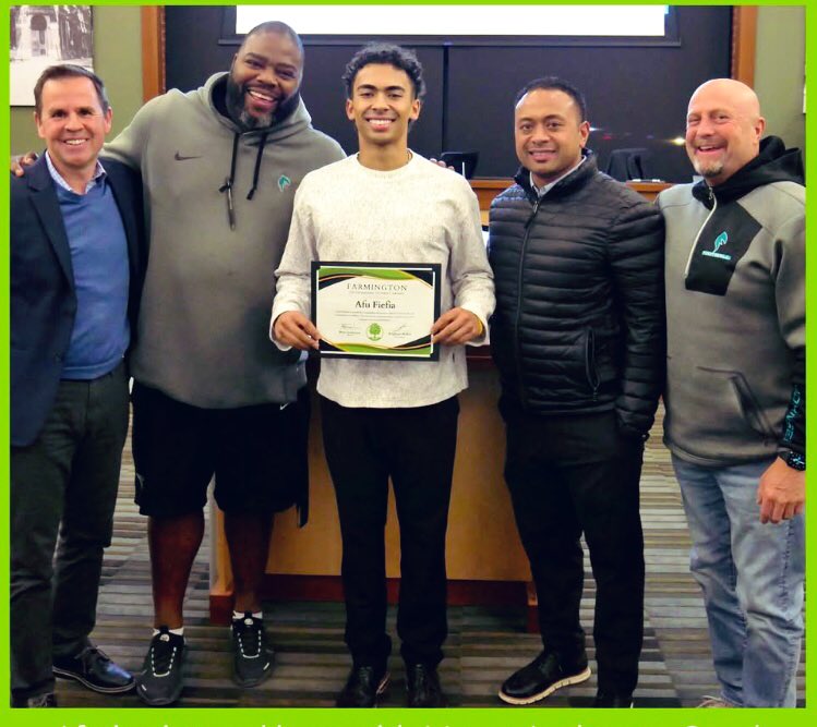Farmington Phoenix Football (@fhs_phoen1x) on Twitter photo Congratulations to <a href="/AfuFiefia/">Afu Fiefia</a> being named Farmington City Student of the Month! <a href="/FarmingtonCity/">FarmingtonCity</a> <a href="/FHS_PHOEN1X/">Farmington Phoenix Football</a> <a href="/coatsie20/">Daniel Coats</a> <a href="/d_fiefia/">David Fiefia</a>
gofundme.com/f/help-afu-fie…
#United4AFU 🎗️
#Ewingssarcoma Congratulations to <a href="/AfuFiefia/">Afu Fiefia</a> being named Farmington City Student of the Month! <a href="/FarmingtonCity/">FarmingtonCity</a> <a href="/FHS_PHOEN1X/">Farmington Phoenix Football</a> <a href="/coatsie20/">Daniel Coats</a> <a href="/d_fiefia/">David Fiefia</a>
gofundme.com/f/help-afu-fie…
#United4AFU 🎗️
#Ewingssarcoma