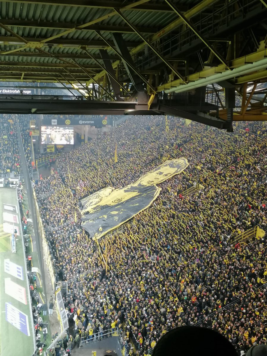 nordthueringer's tweet image. BVB vs Leverkusen..leider 3 Punkte liegen gelassen #bvb09
