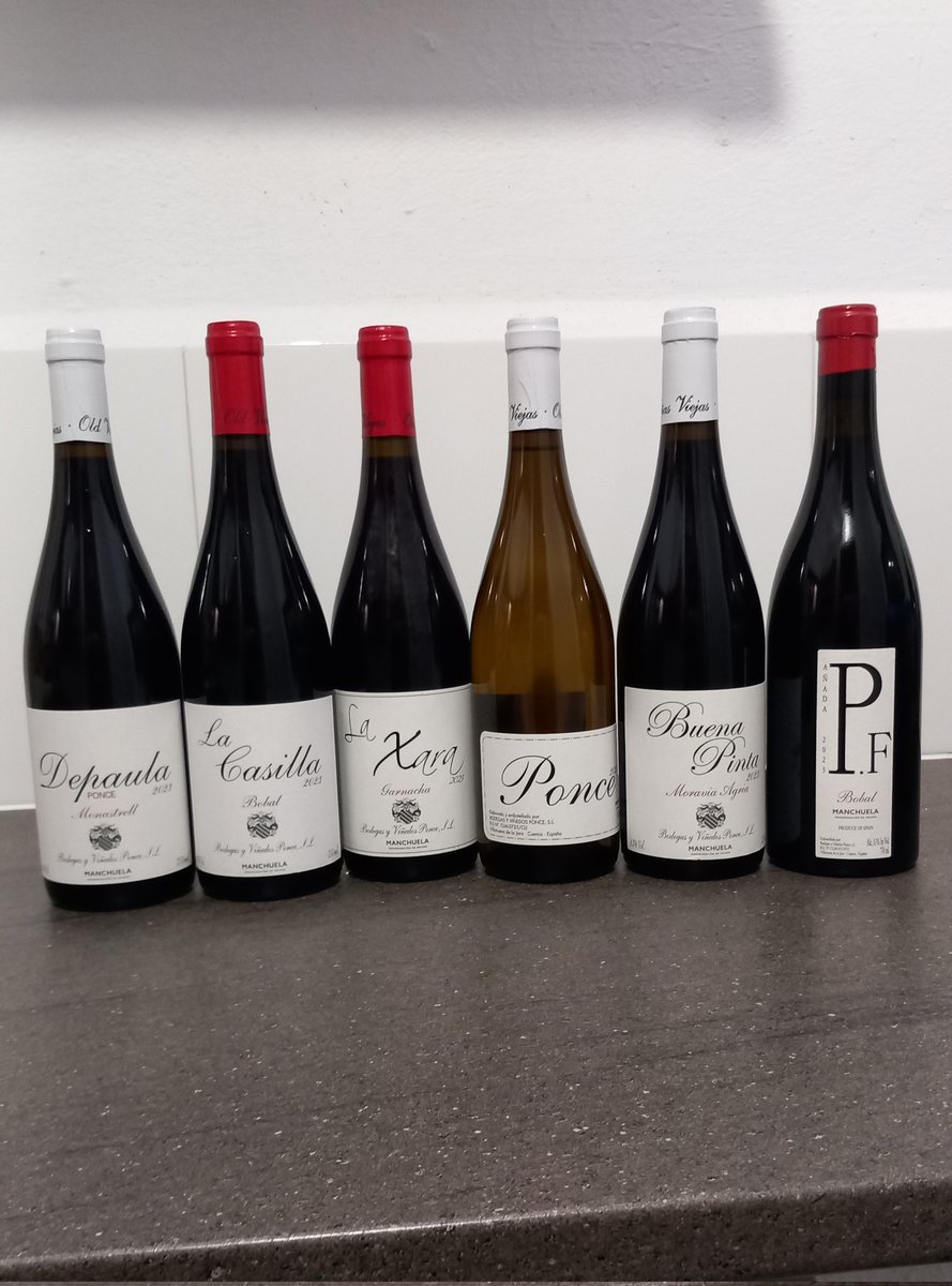 PepGranellTrave's tweet photo. Pues gracias a su recomendación aquí seguimos probando y conociendo Bodegas Ponce
@mapessini 
🍷👏👌 mil gracias nuevamente
#Cuenca 
#CastillaLaMancha #Bodegas #winelover #vinos #winelovers #BuenasTardes #jueves 
#bodeboca #gastrolovers 
#winetasting #gastronomia #foodie #bobal https://t.co/txVtj2me7B