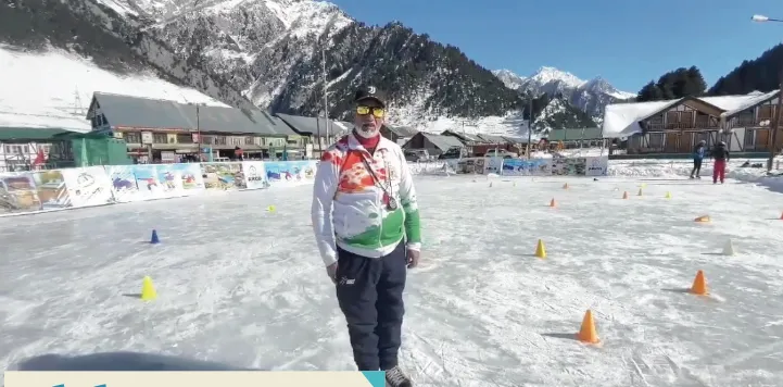 Sana_Kaif1's tweet image. Ice Skating at Sonamarg Begins. Sonamarg transforms into a winter sports hub with a 7-day ice skating event! Hosted by SDA &amp;amp; J&amp;amp;K Tourism, it’s boosting local talent &amp;amp; tourism alike. 🌨⛷ #Sonamarg #WinterSports #IceSkating  @JandKTourism