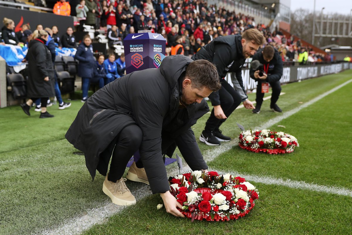 FanzineWSL's tweet photo. Remembering the Busby Babes today, 66 years on. 

Never forgotten 🕊❤ https://t.co/FeoCM6yRUZ