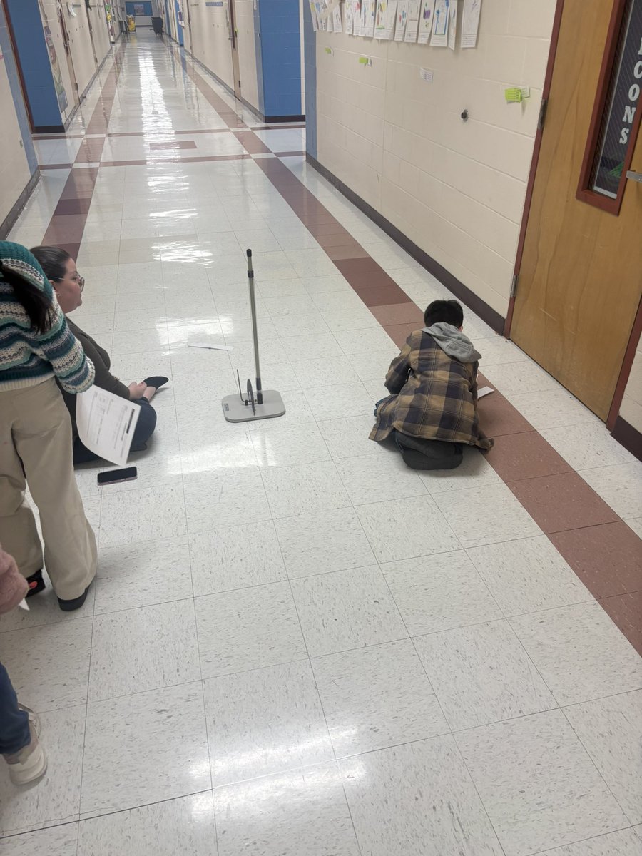dawn_resetar's tweet photo. Does body length impact the distance the rocket goes? Young astronauts predict, build, and test to find out @NISDMcDermott @NISD https://t.co/X6AeCt9mp3