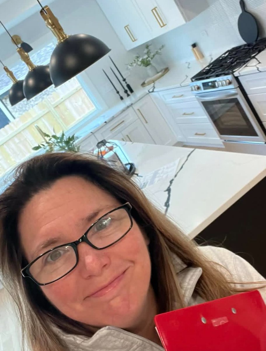 dankesslerhere's tweet photo. Showings today with 3 different buyers!

Helping dreams come true in Palos, Oak Lawn, &amp; Shorewood

Colleen Basinski
The Forward Group at REAL Broker

#ColleenBaz #BartBaz #RealBroker #TheForwardGroup #RealEstateJourney
#DreamHome #BuyerShowings #RealEstateGoals https://t.co/do2V8Di6MW
