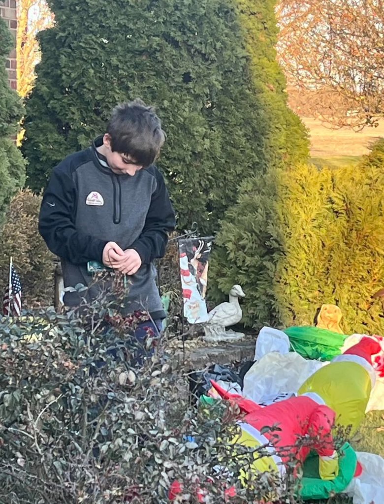 dankesslerhere's tweet photo. Spent this afternoon working on
Christmas decorations outside with this little guy #jujubear

I'm tired now, this old body worked hard today. https://t.co/B2W7ZUEjda