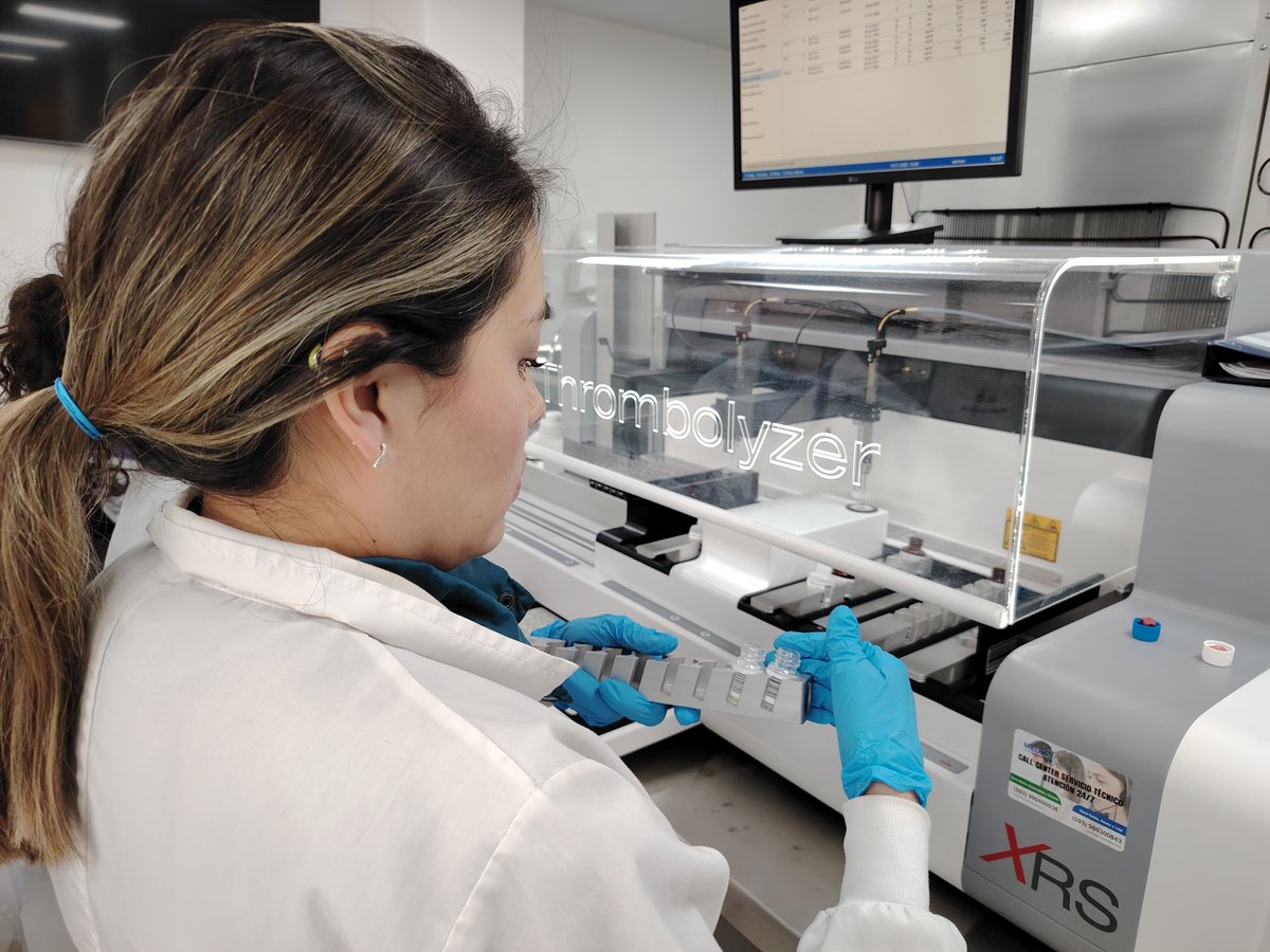hpas_salud's tweet photo. Recibimos la visita de la delegación de
@Salud_CZ9
para evaluar nuestro Laboratorio Clínico.  Con resultados positivos se reconoció nuestro compromiso con la calidad. Avanzamos por buen camino hacia la Certificación en beneficio de nuestros pacientes. #ElNuevoEcuadorResuelve https://t.co/UXl4U0IcBu