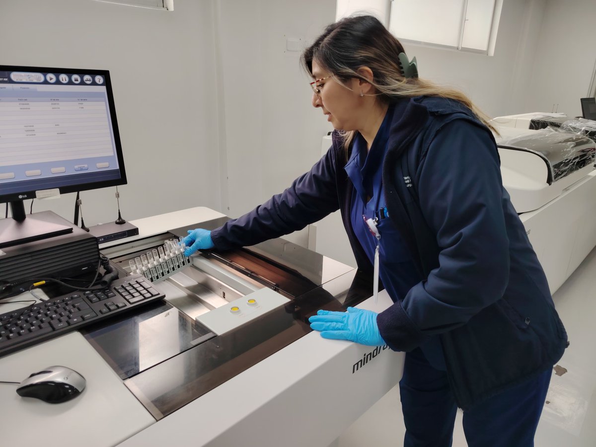 hpas_salud's tweet photo. Recibimos la visita de la delegación de
@Salud_CZ9
para evaluar nuestro Laboratorio Clínico.  Con resultados positivos se reconoció nuestro compromiso con la calidad. Avanzamos por buen camino hacia la Certificación en beneficio de nuestros pacientes. #ElNuevoEcuadorResuelve https://t.co/UXl4U0IcBu