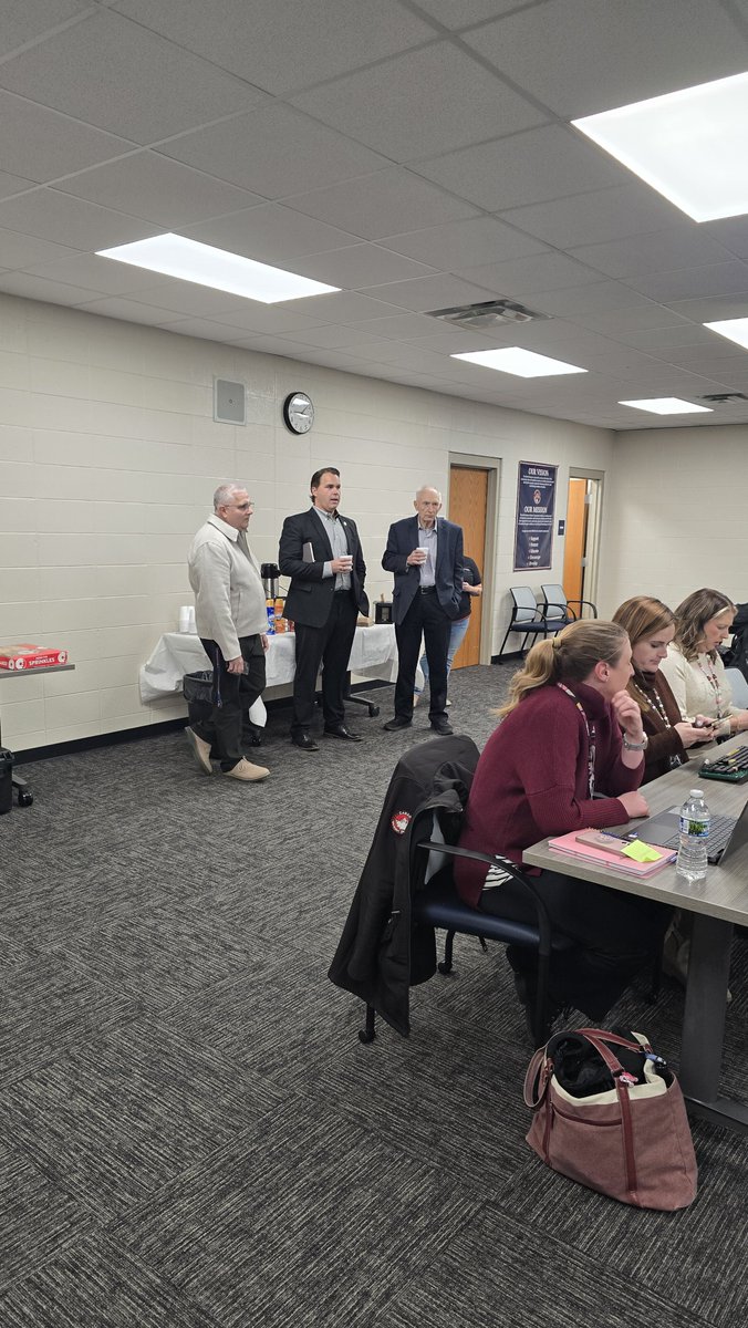 robokind's tweet image. Exciting moments from our Professional Learning kickoff at North Putnam Community Schools in Indiana! It was a pleasure having Jeff Thompson join us as we got this fantastic team up and running with the RoboKind program.

#RoboKind #NorthPutnamSchools #EdTech
