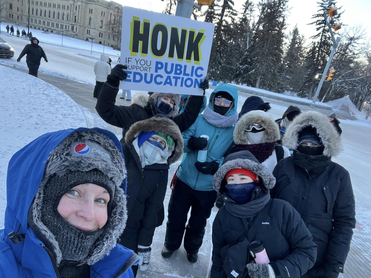 📅 One year ago today, SK teachers took a stand! 
On Jan 16, 2024, thousands braved the cold, demanding better conditions for students &amp; educators. That day, STF &amp; CTF leaders delivered 3,300+ letters to gov’t, amplifying voices for change.
💬 Were you there? Share your memories!