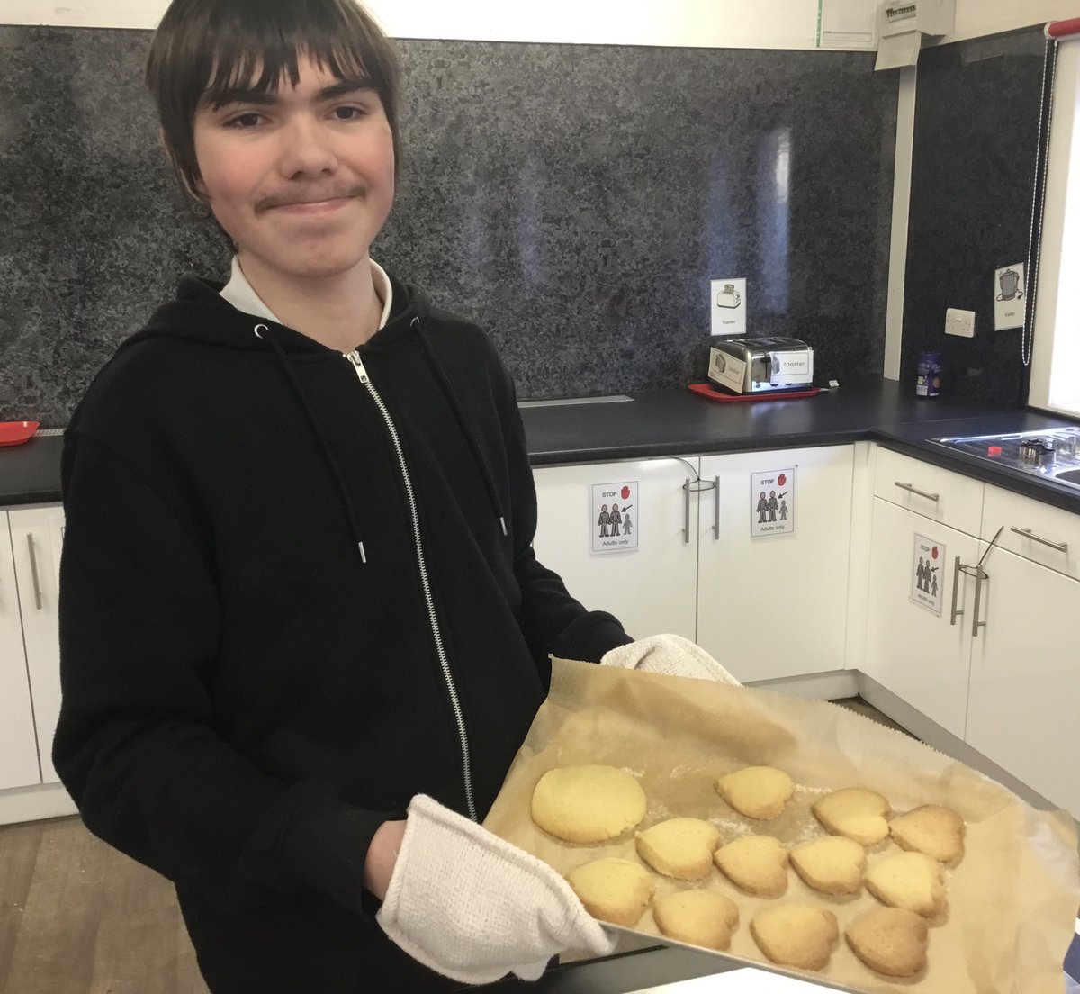 Some shortbread biscuit practicing going on this afternoon in Home Economics! Mrs Ferguson was in there quick, to do a taste test - and the verdict? AMAZING! Yummy! 😋 We will be offering shortbread at our Scottish ceilidh, next Wednesday afternoon - parents and carers invited!