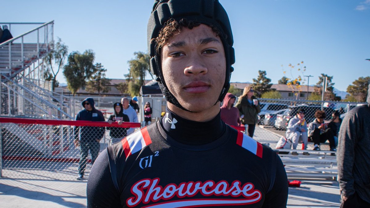 EVENT COVERAGE | Emerging ‘27 athletes who made noise at Pylon Las Vegas

Here, we take a look at several of the events rising 2027  prospects in the 18U bracket at Pylon Las Vegas.

STORY▶️🔗sixstarfootball.com/article/event-…

<a href="/EvanAdamczyk/">Evan Adamczyk</a> <a href="/KawaiChamberl1n/">Kawai Chamberlin 3⭐️</a> <a href="/SmarionC09/">S’marion “saysay” Coleman 🏂</a> <a href="/CDiaz_2027/">Christian Diaz</a>