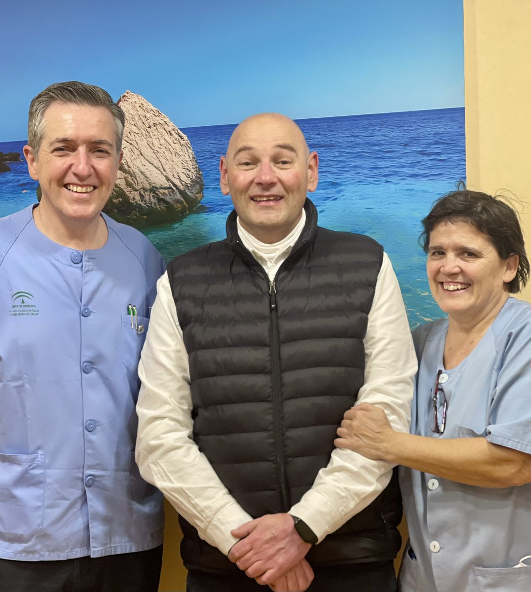 Hoy se ha presentado en <a href="/HUVMacarena/">Hospital Virgen Macarena</a> el balance de donaciones de órganos y Tx 2024 en Andalucía. Y representando a los pacientes, <a href="/Jcheca4/">Jcheca</a> 
Orgullosos como equipo de haber ayudado a nuestro paciente a empezar una nueva vida con su nuevo❤️. 
Mucha vida por delante!!
<a href="/CorazonHuvr/">CorazonHuvr</a>