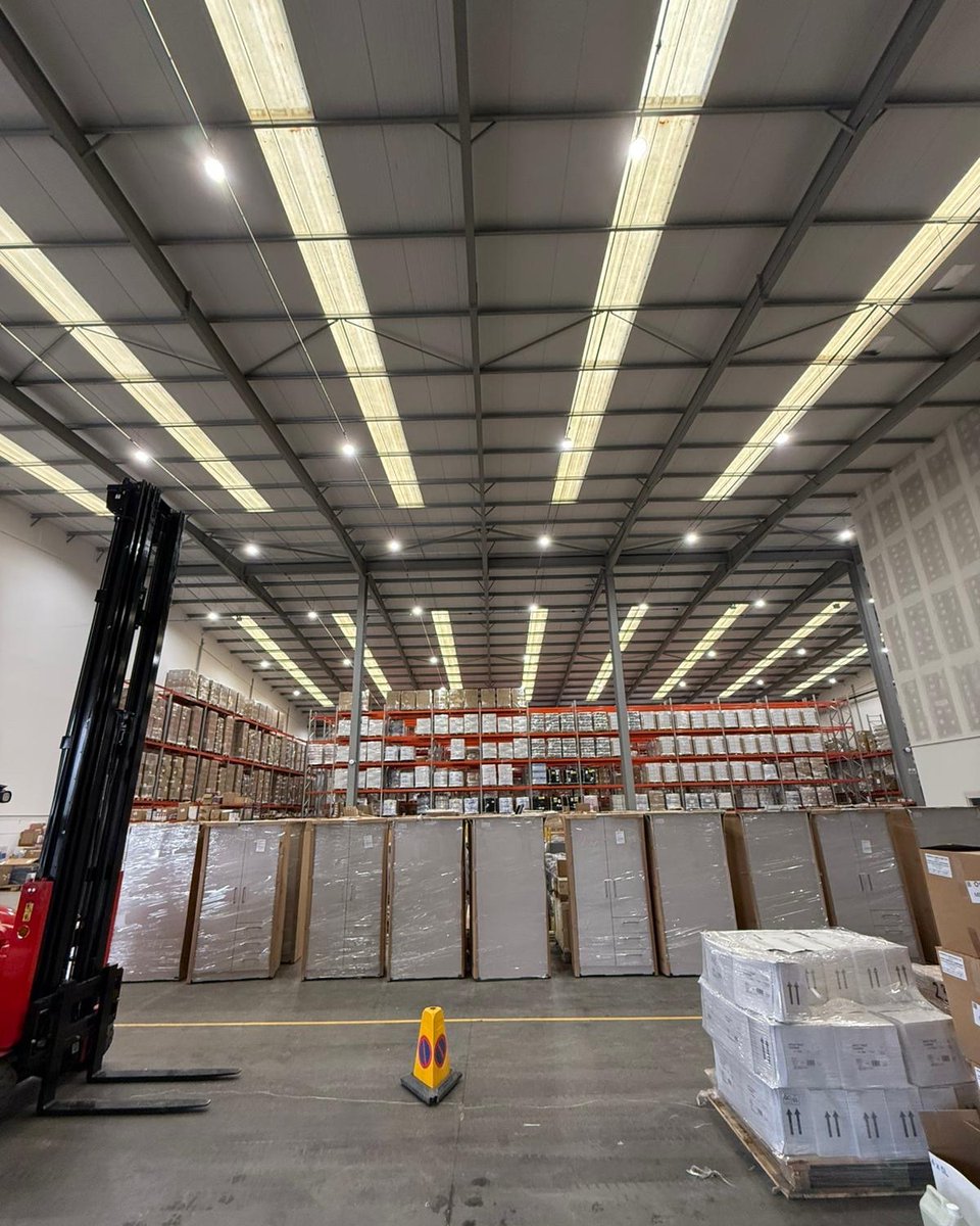 A complete lighting overhaul of a large storage facility warehouse in Telford. Utilising LeGrand powertrak and tap-offs to install 50x 13k Lumen LED high bay fittings throughout. Night and day difference for the staff. Literally!
