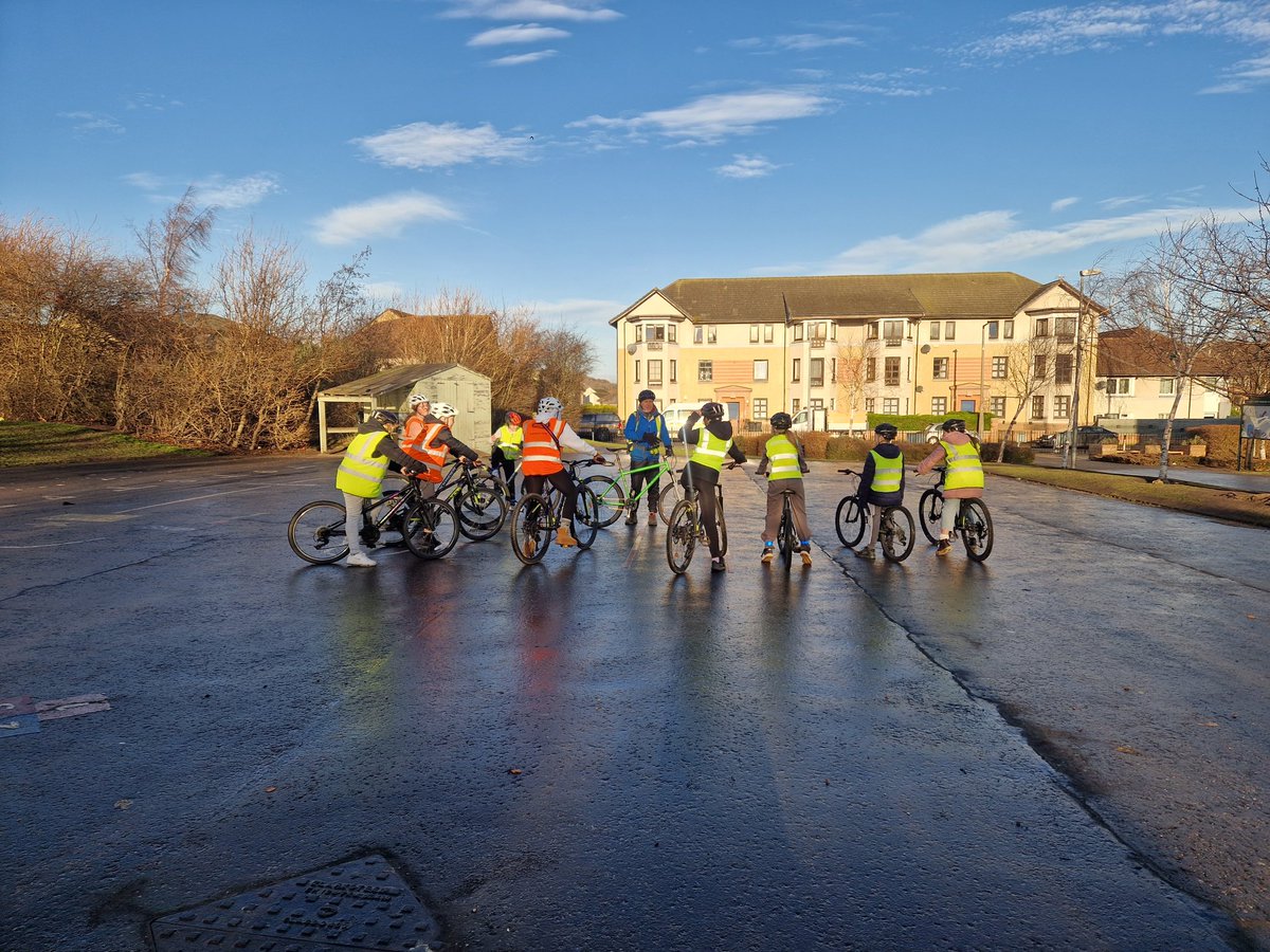 Annie 🌻 tweet media