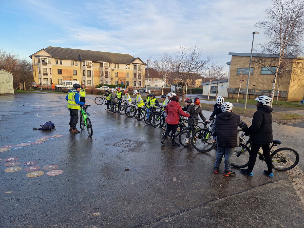 Annie 🌻 tweet media