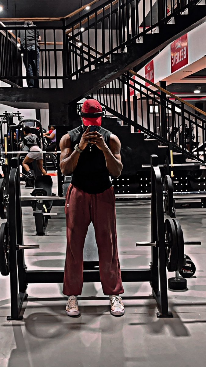 Ihamquentin's tweet photo. Hard work and a hard diet 😎 https://t.co/9dwUgGZIuN