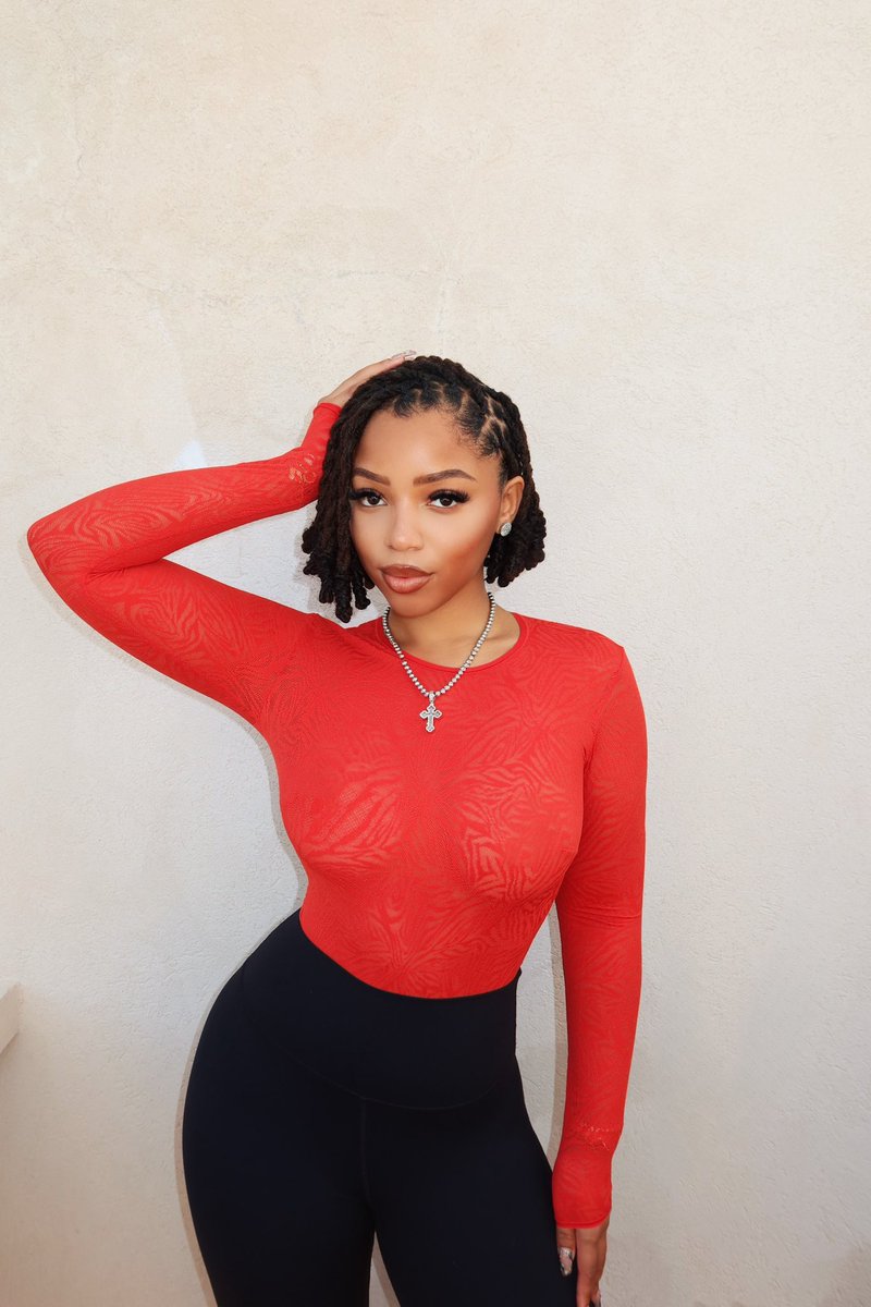 ChloeBailey's tweet image. are you even real? 🥹💕