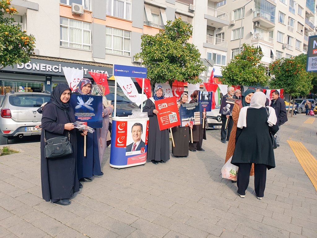İl Başkanımız Fatma Dündar ve İl Sorumlumuz Saliha Güzel, Karabağlar ilçemizin düzenlediği saha çalışmasına iştirak etti.
<a href="/SaadetKadin/">Saadet Partisi Kadın Kolları</a> <a href="/SaadetPartisi/">Saadet Partisi</a> <a href="/BeytiyeEkinci/">Nurgül Beytiye Ekinci</a> <a href="/mahmutarikansp/">Mahmut Arıkan</a>