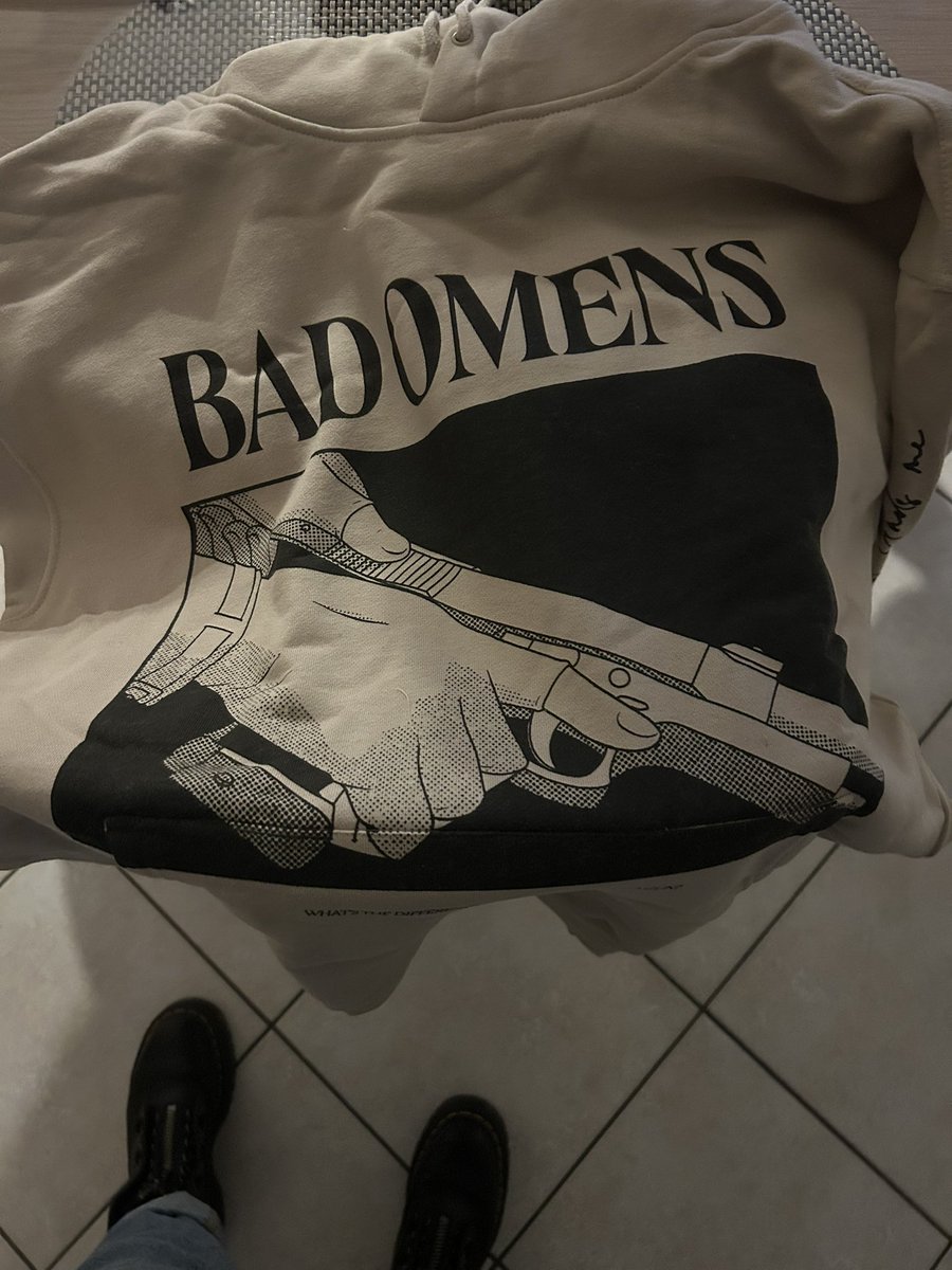 pxisonedyxuth's tweet image. My baby is home thanks @AtinyOff you take good care of him