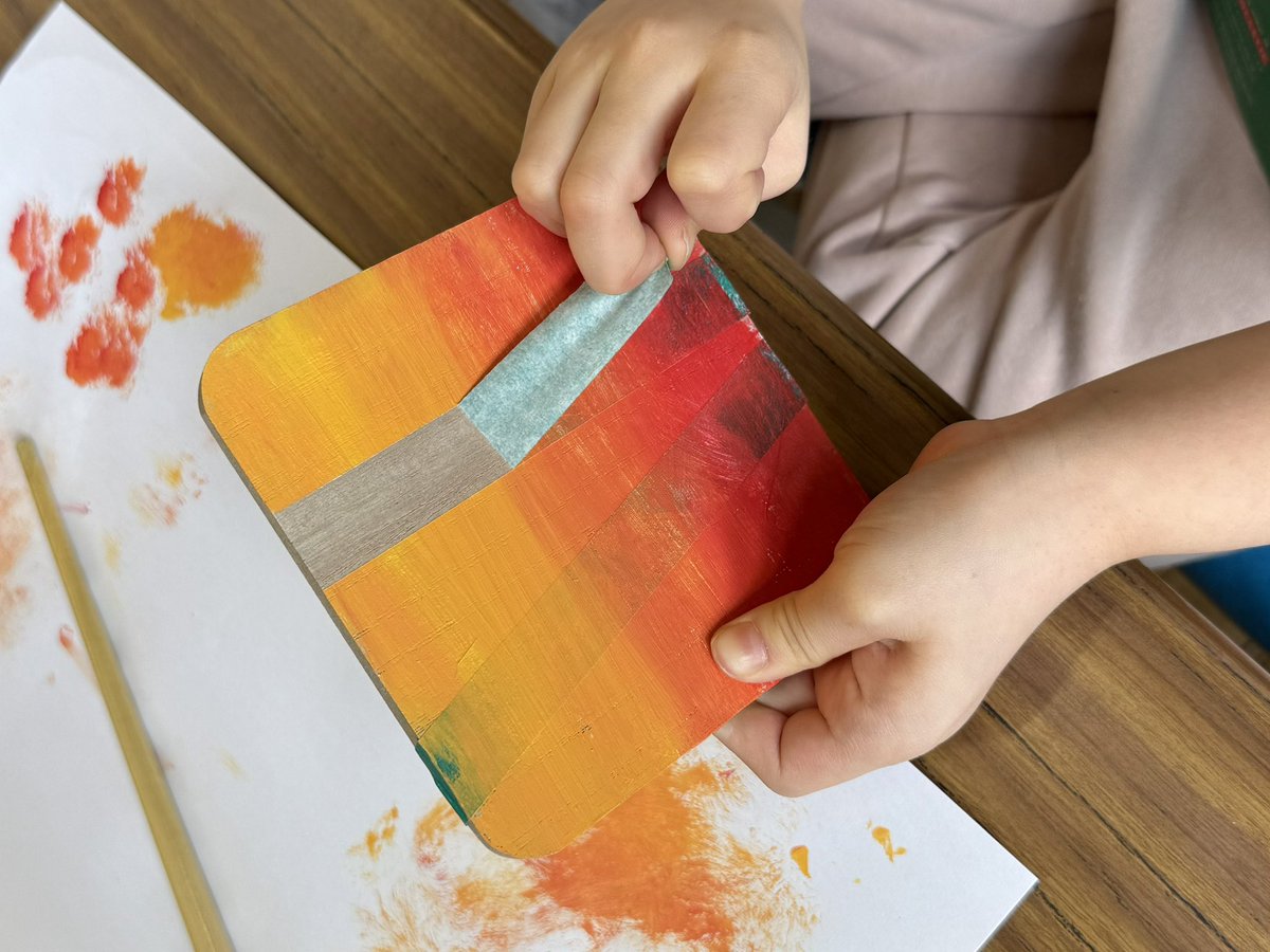 TylerAshford's tweet photo. We painted wood to create winter nature scenes. 🎨 🌅 https://t.co/Vw1PIZGK9I