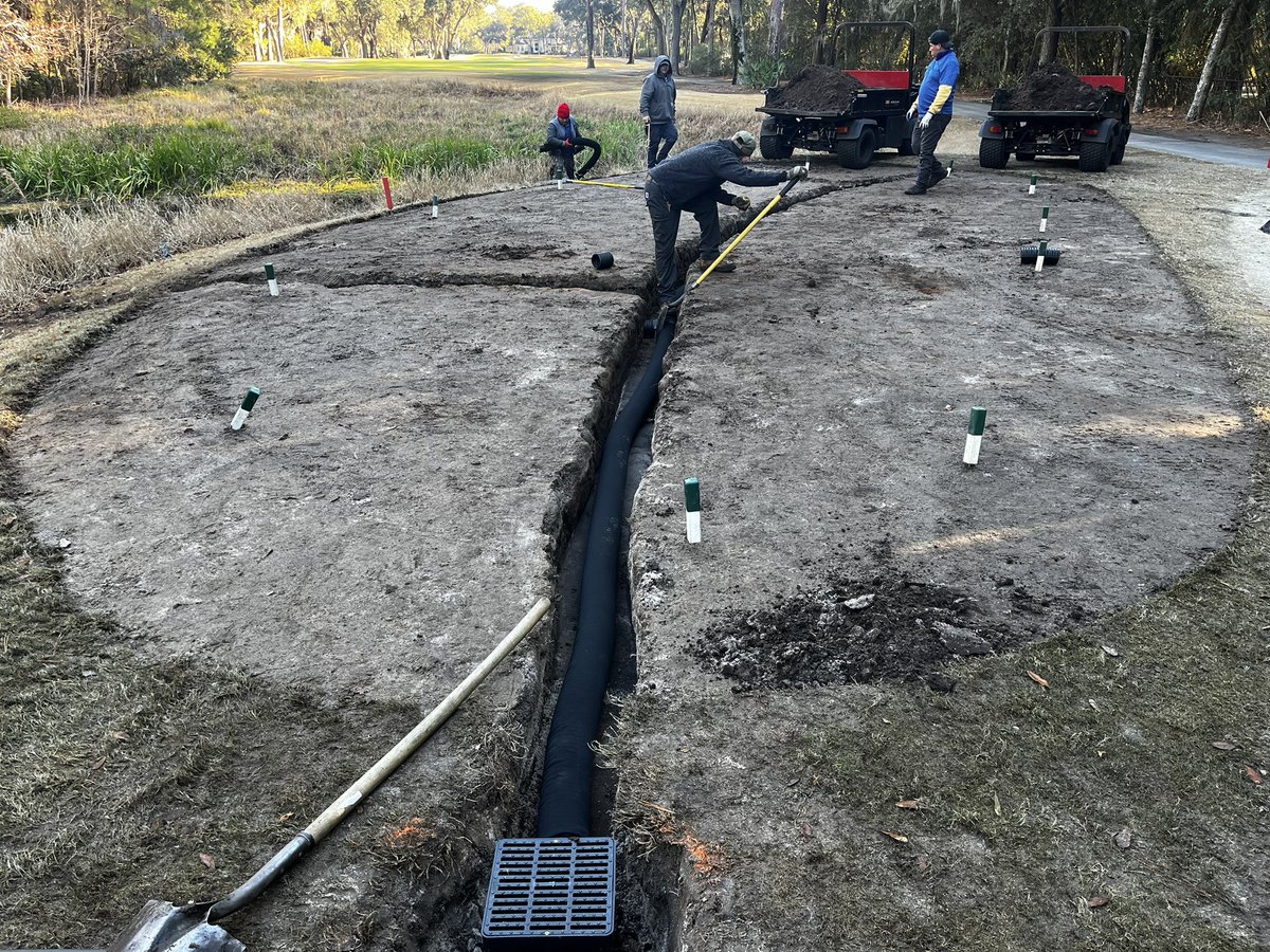 cgturf95's tweet photo. Putting a bow on a couple winter projects this week. More to come and some fine tuning of details to previous project areas. #turflife https://t.co/xEwcj9My1X