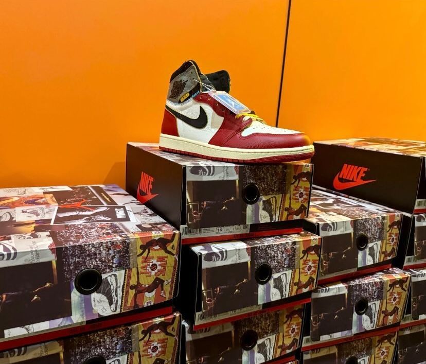 chicago jordan 1 box