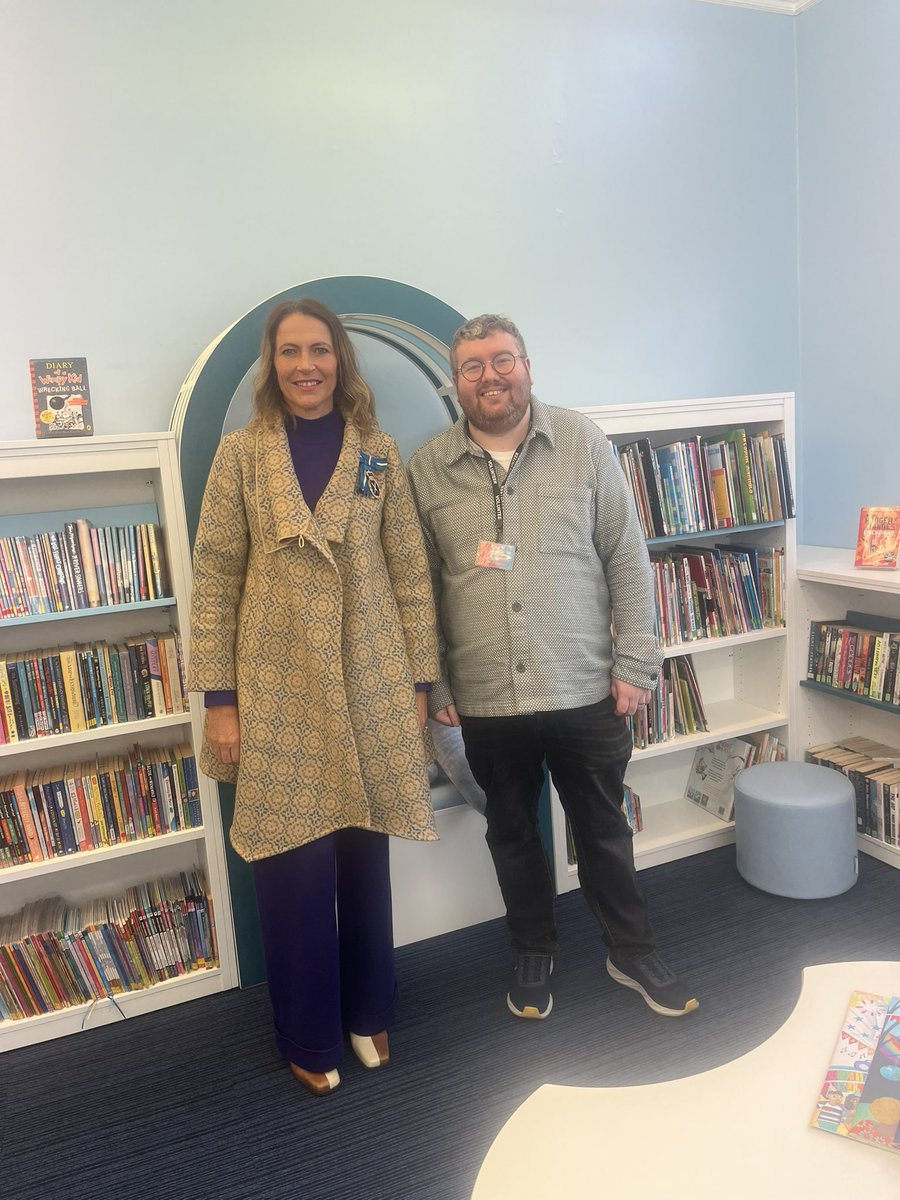 Melanie James tweet media