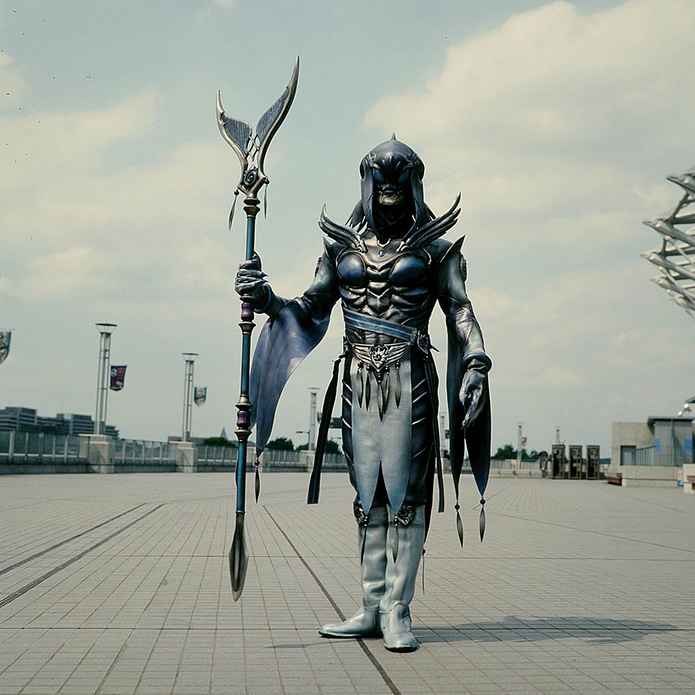 仮面ライダーアギト 『水のエル』 CV：梁田清之 『仮面ライダーアギト