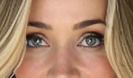 Todays “Are my eyes giving away that I’m AI” test results are.. YES. This is not iris atrophy but just cheap AI. Yes, the pixelation is also typically AI. <a href="/Monica1990Sweet/">SweetMonica</a> #monica1990sweet
