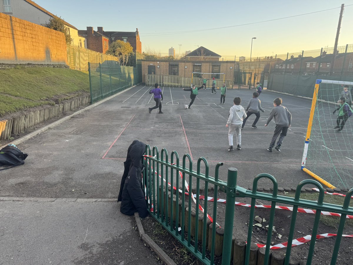 KSLsport's tweet photo. Our Y5/6 football team are training well in preparation for our upcoming tournaments ⚽️💜💪 @KSL_Kirkdale https://t.co/HR0fEhXv6e