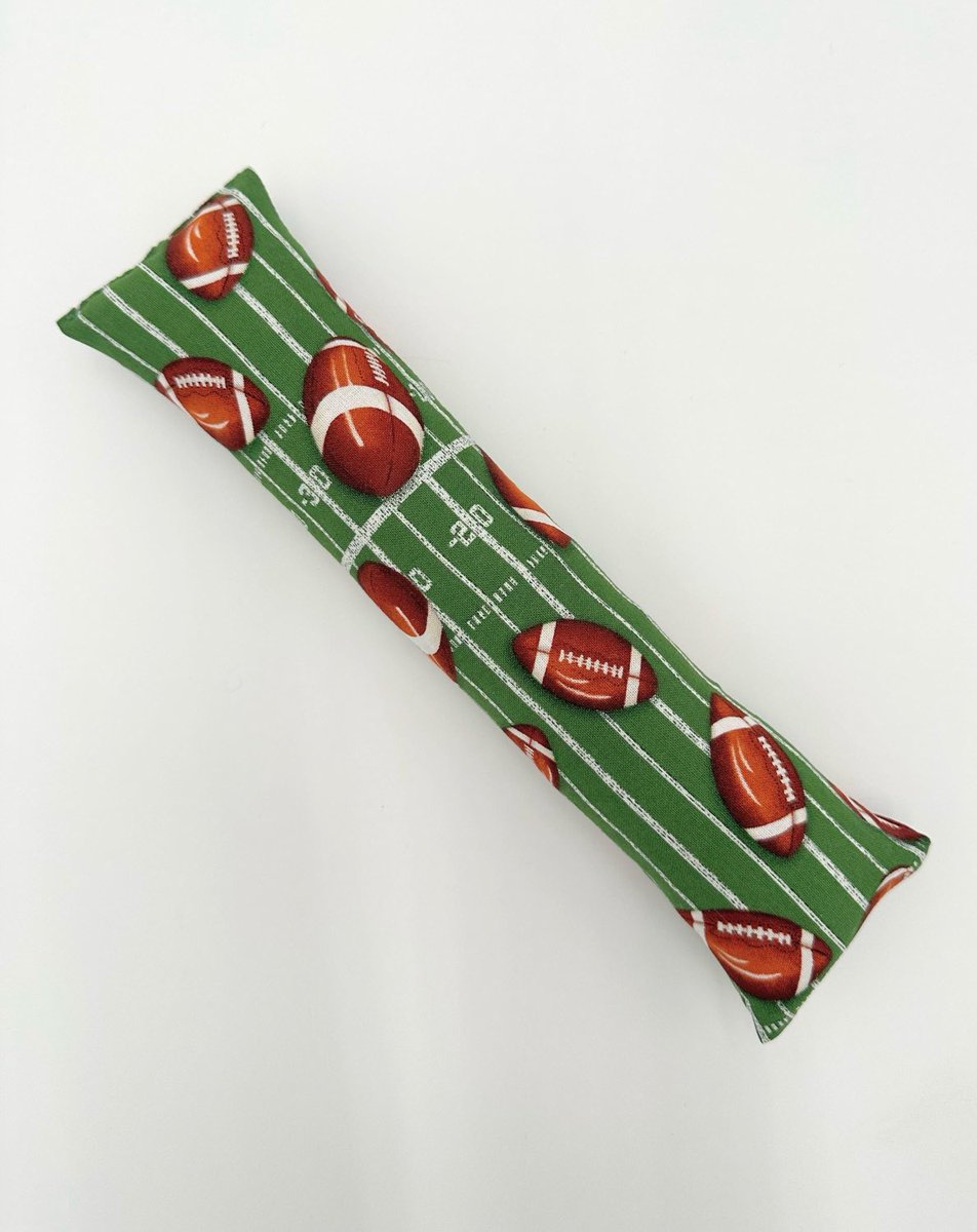 MauveMoose's tweet photo. Let your kitty cat have it’s own superbowl with this catnip kicker toy!  https://t.co/EVk2TULQS6 https://t.co/WYZ8HOJrne