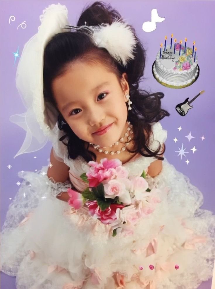 alphazbarbie's tweet photo. happy birthday to my forever sunshine, i love you forever chisa ☀️💛

#HAPPY_CHISA_DAY https://t.co/YIlz7w4O6N