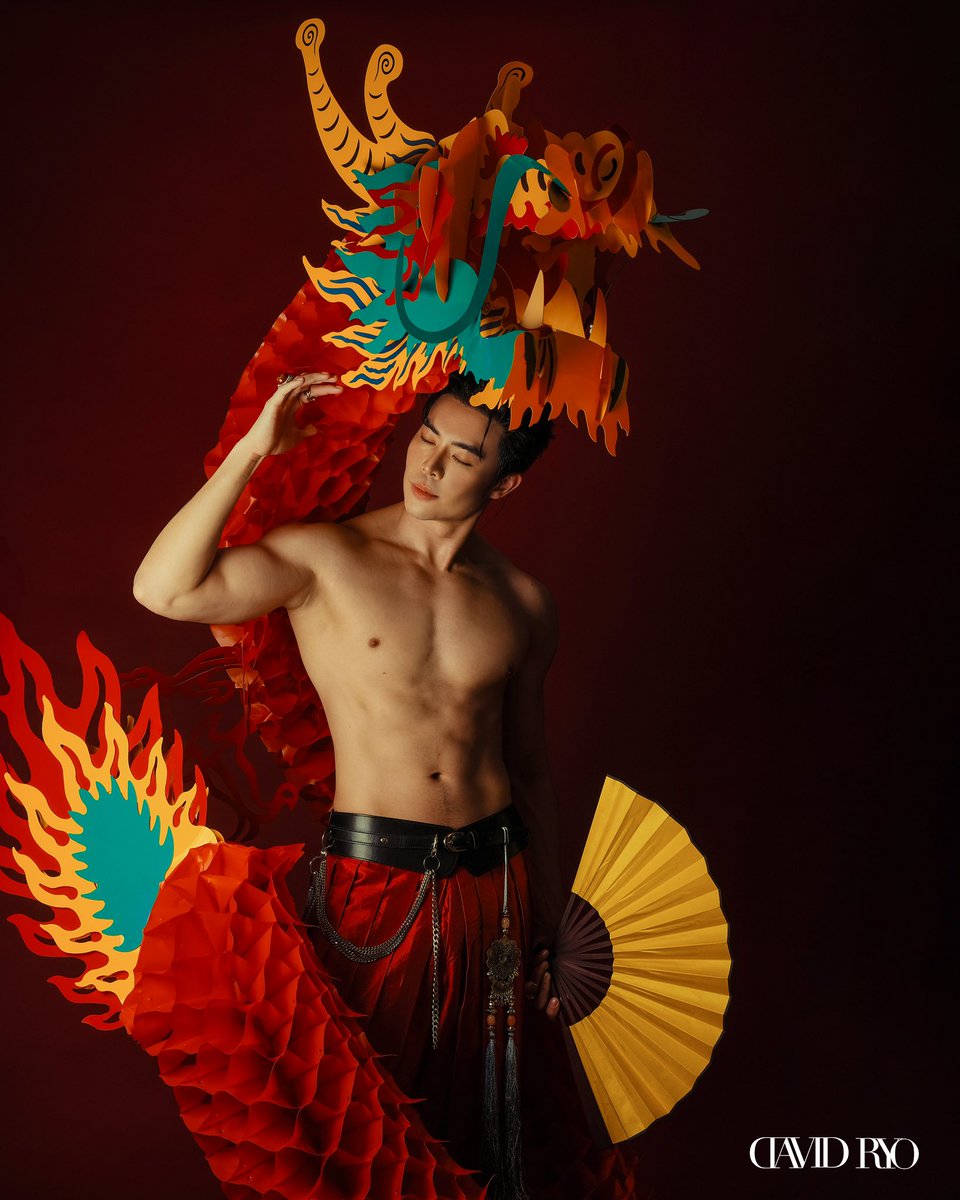 KnightPiyapong's tweet photo. Happy Chinese New Year 2025 🐲🐉🐉 https://t.co/zqshldX00w