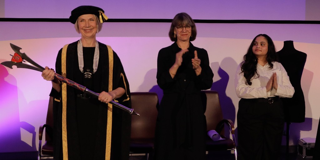 Yesterday we celebrated the inauguration of our Vice-Chancellor Prof Shân Wareing with staff, students, and the local community 🎉

Her inspiring speech highlighted how we’ll continue providing #TeamMDX with excellent education and opportunity ❤️

More 👉 bit.ly/3WnkYMm