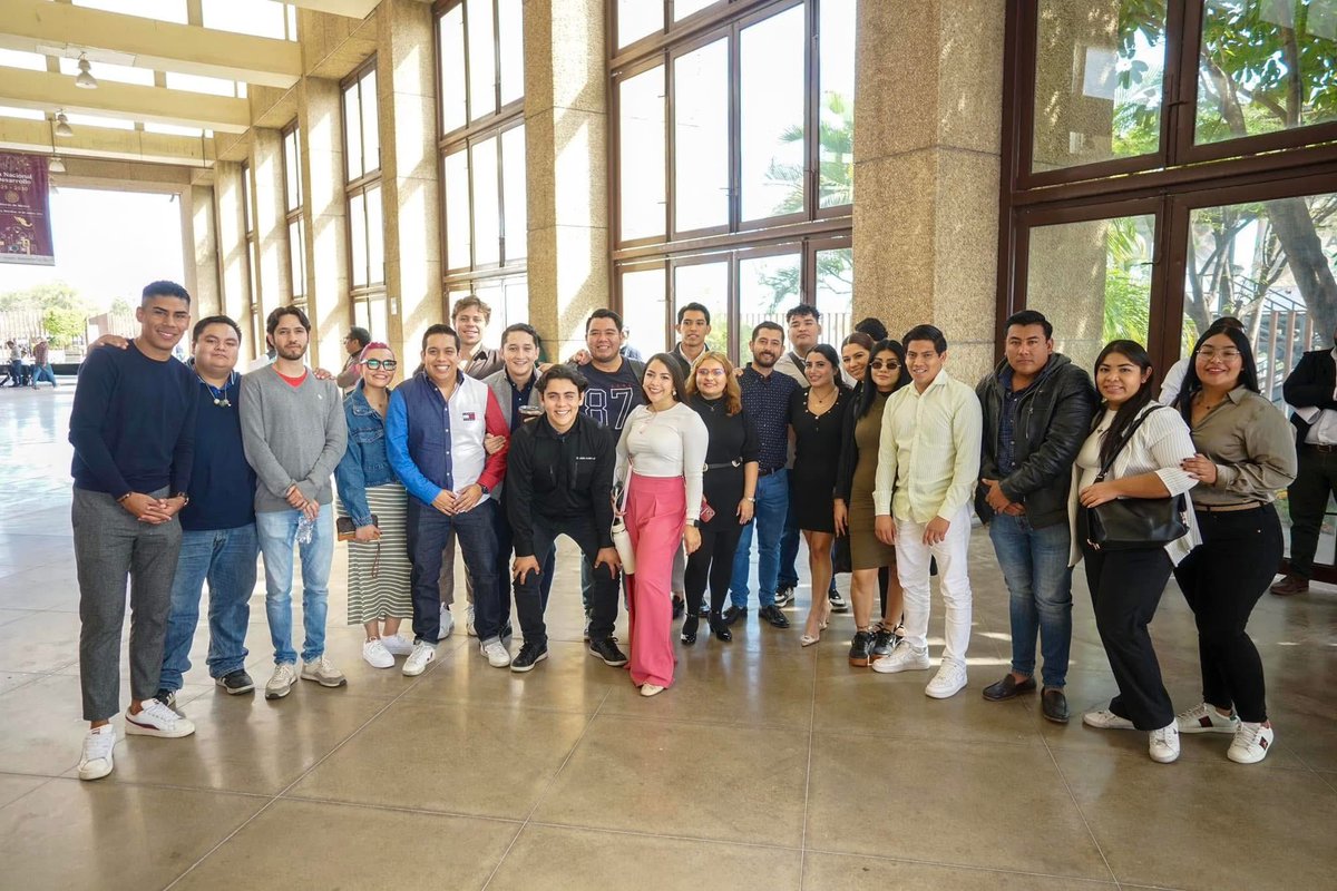 IMPAJOVEN's tweet photo. ✨ Hoy el equipo de IMPAJOVEN estuvo presente en el Centro de Convenciones Morelos 🏛️, participando en un foro histórico con nuestras comunidades indígenas y afromexicanas 🌎.

💬 Trabajamos en mesas de diálogo para fortalecer sus derechos, cultura y desarrollo integral. https://t.co/IYcHQFOPOx