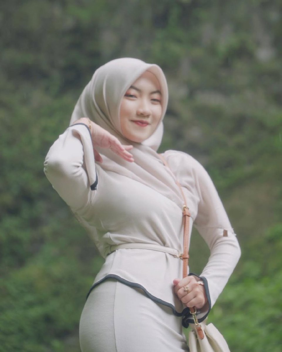 BanderCoco93514's tweet photo. Instagram: Sarah_fauziah12 https://t.co/T0GTJQ8wOx