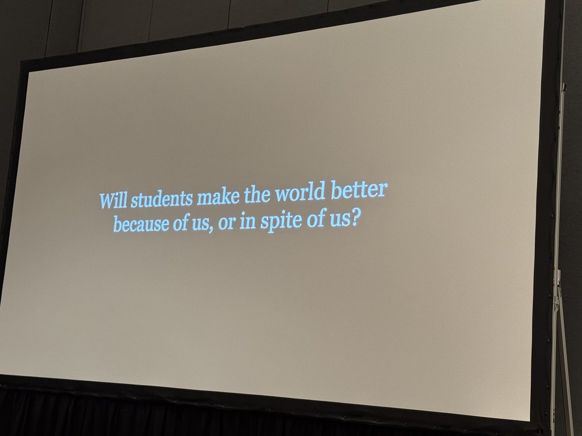 Julie Powell (she/her) tweet media