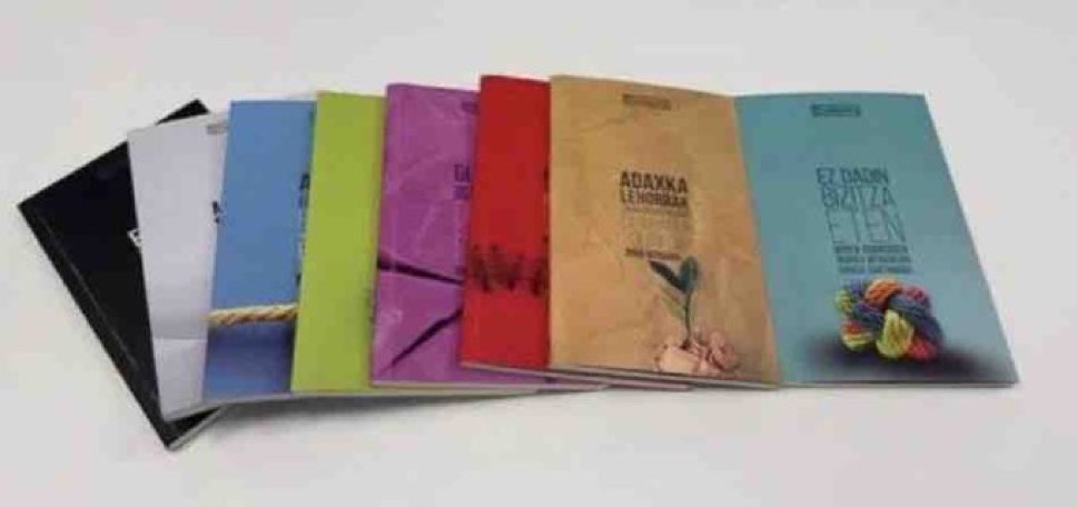 IratzarFundaz's tweet photo. 📚Liburuxka interesgarriak pentsamendu kritikoa lantzeko❗️ #Iparrorratzabilduma
Informazio++: https://t.co/DKfcvbYLNB @txalapartatik @durangokoazoka
#59DA #HartzeaEmateaDA https://t.co/e0t8oz56mN