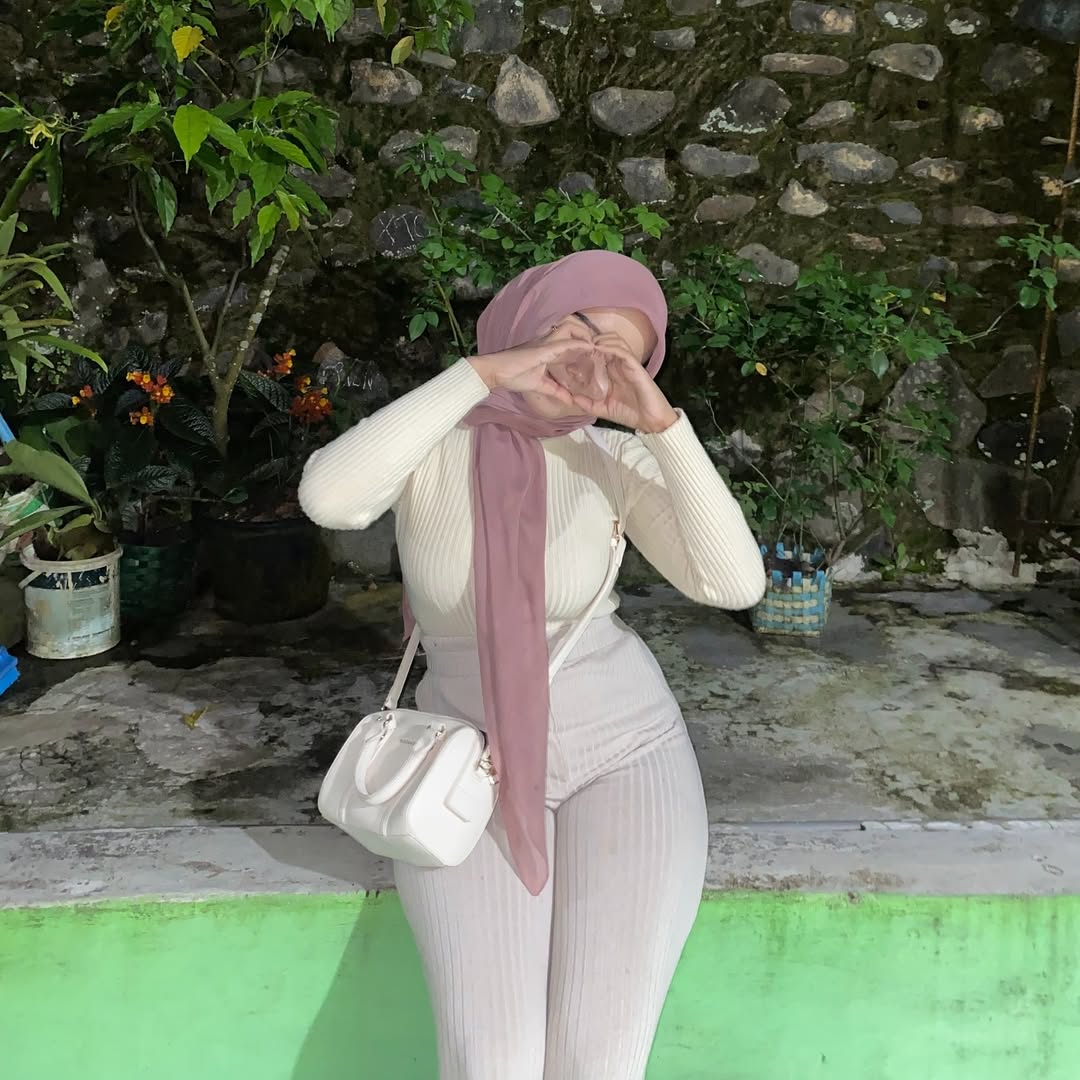 BanderCoco93514's tweet photo. Instagram: milawati121 https://t.co/W7E834CyPA