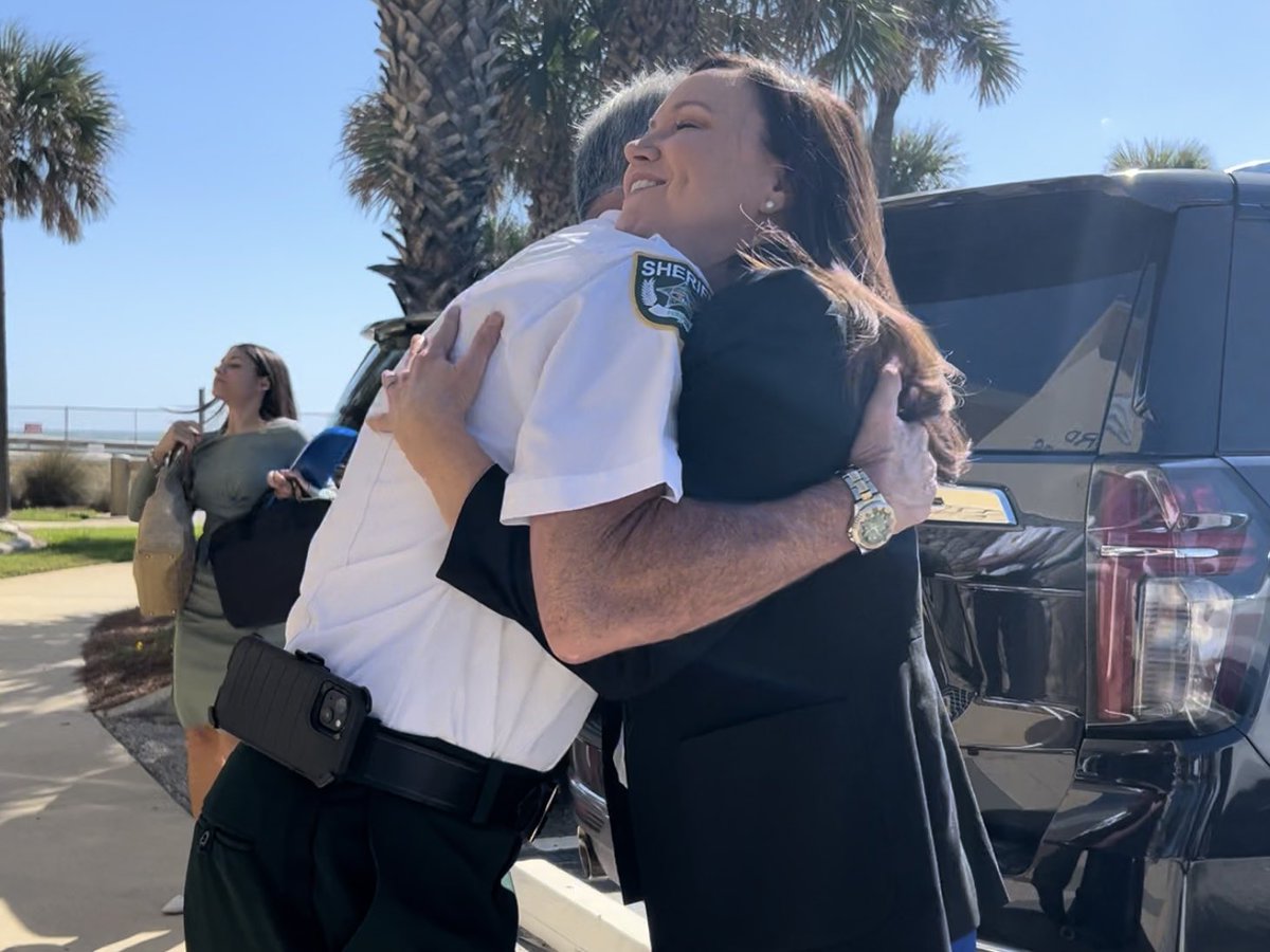 SheriffChitwood's tweet image. Ashley Moody has been a strong Attorney General, a great partner to all of us in law enforcement and a true friend to Volusia County anytime we need her help. Now she’ll make a fantastic U.S. Senator. Excellent choice by Governor DeSantis. Congrats Senator @AshleyMoodyFL