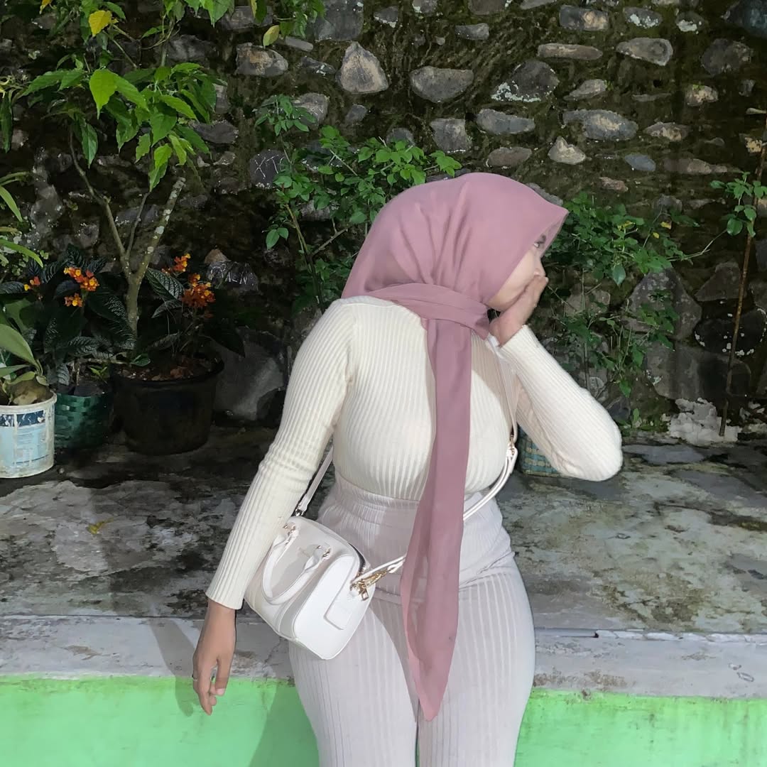 BanderCoco93514's tweet photo. Instagram: milawati121 https://t.co/W7E834CyPA