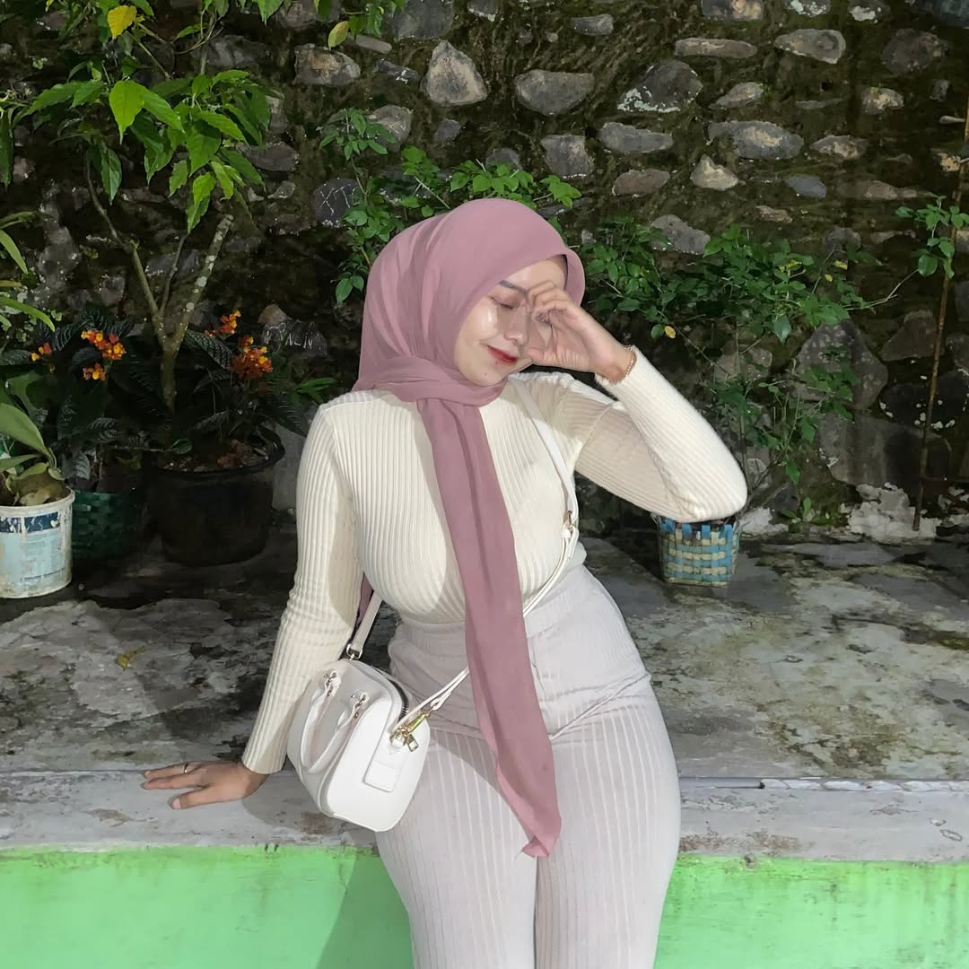 BanderCoco93514's tweet photo. Instagram: milawati121 https://t.co/W7E834CyPA