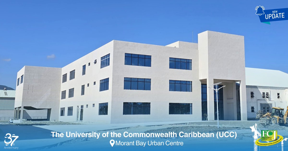 FactoriesCorp's tweet photo. ✨ Exciting things are happening at the Morant Bay Urban Centre! ✨

Take a look at the new home of @uccjamaica 🏢🌟

#MorantBayUrbanCentre #RetailRevolution #ShopLocal#NewBeginnings #BusinessHub #MorantBay #ComingSoon https://t.co/sd8mEXSkri