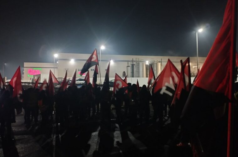 "La huelga en Litera Meat no ha sido simplemente un paro de producción, sino un acto de resistencia obrera que ha expuesto las dinámicas de explotación y opresión en uno de los mataderos más grandes de Europa."
🖊️ <a href="/CNT_Huesca/">CNT Huesca</a> 
apoyomutuoaragon.net/huelga-en-lite…