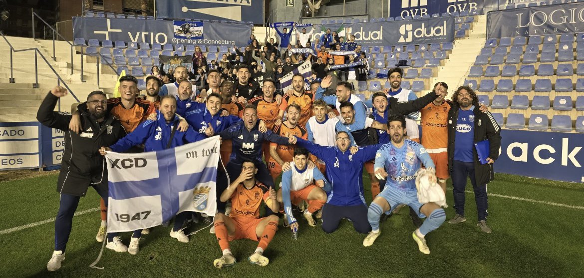 Segunda_RFEF_'s tweet photo. 💙🤍 SON CAPACES DE HACERLO Y OJALÁ LO HAGAN 

🥳 El @XerezCD_OFICIAL sigue soñando a lo bajini gracias a su gran racha.

😇 Es uno de los equipos con más masa social e históricos de la categoría.

😗 Se merecen dar otro paso más para acercarse donde merecen.

#SegundaFederación https://t.co/Oj8vHYalOv