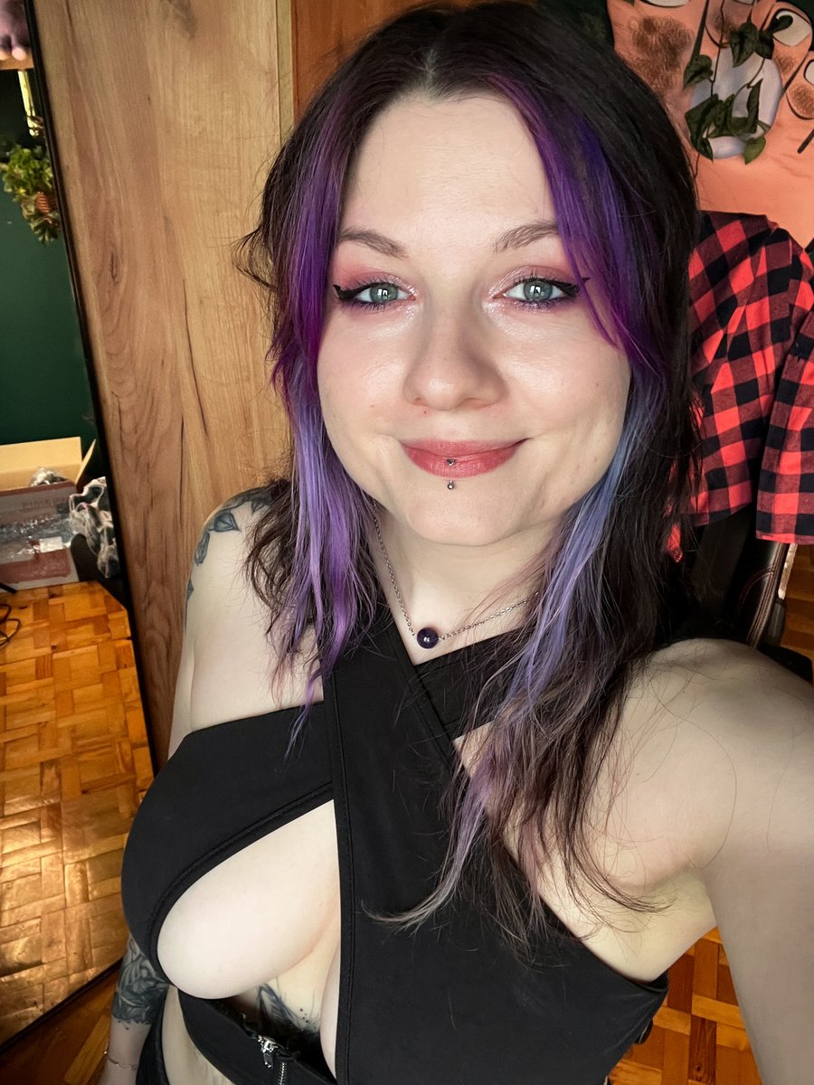 Luna fern tweet media