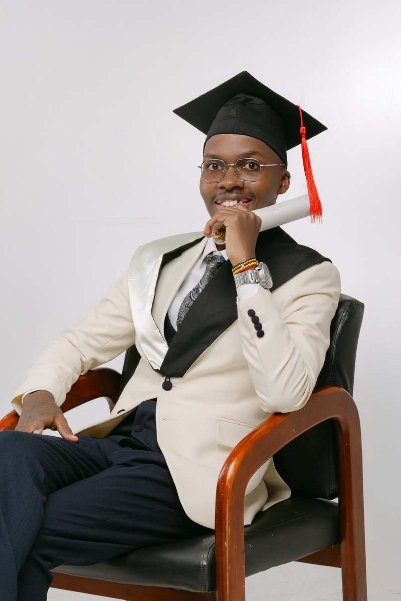 JoelMugisha5's tweet photo. Graduation 🫡
Glory goes to God 🙏 https://t.co/WUk1FneytY