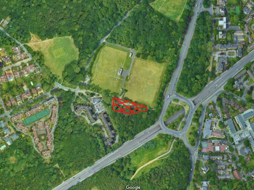 VISITOR INFORMATION:  CAR PARK CLOSURE - TELEGRAPH CAR PARK, Nr TELEGRAPH INN, PUTNEY HEATH SW15  The Telegraph Car Park will be closed at 4pm on Mon 20 January for repair works on 21/22 Jan. Please avoid the car park on Mon so you are not locked in.  Apologies for inconvenience.