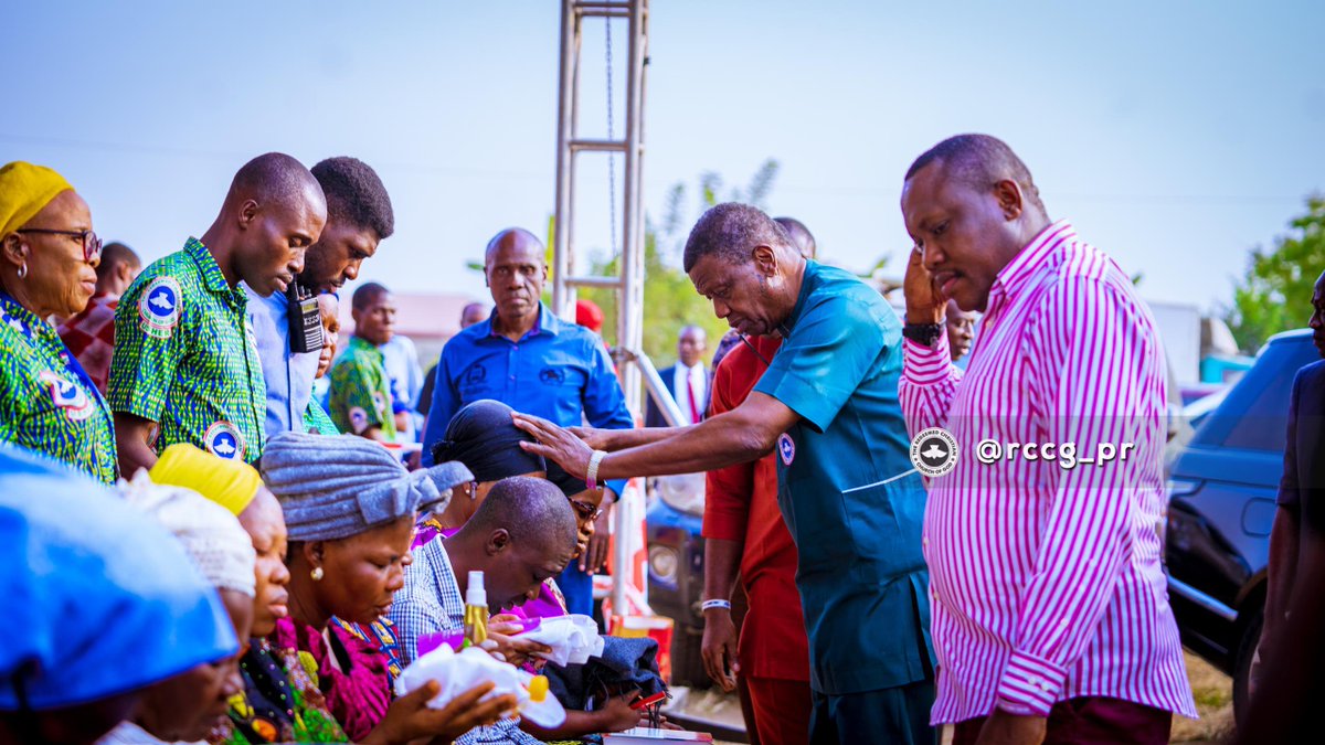 rccghq's tweet photo. Our Father-in-the-Lord, Pastor E. A. Adeboye, ministered at the Special Miracle Service held at the Obafemi Awolowo University, Ile-Ife.

He titled his sermon “In The Name of Jesus”, where he taught on the Power in the Name ‘Jesus’. He closed his sermon by praying for everyone in attendance.